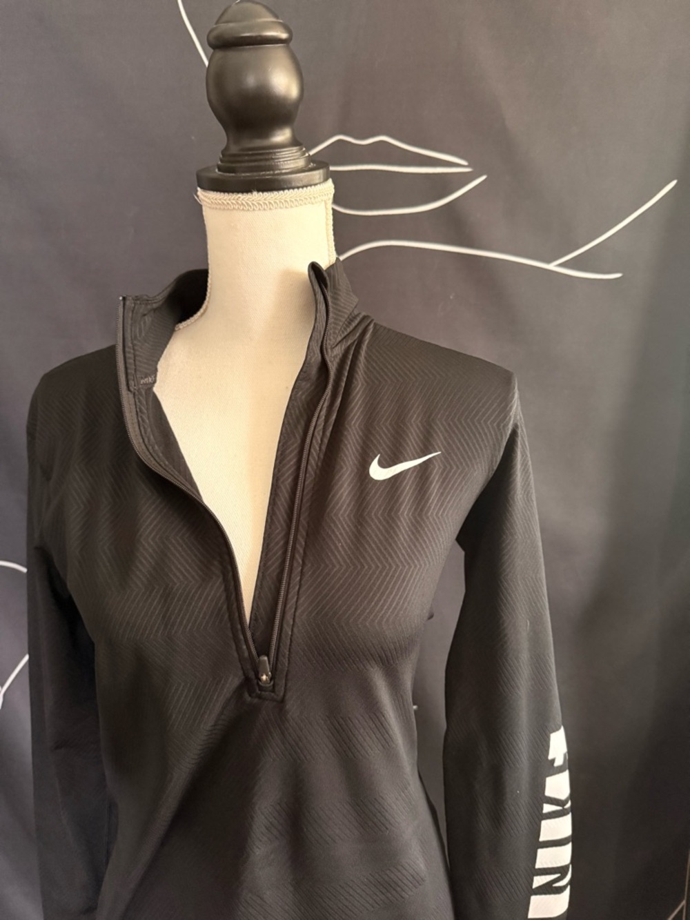 Nike Black Women's Long-Sleeve Quarter Zip Pullover - Picture 4 of 6